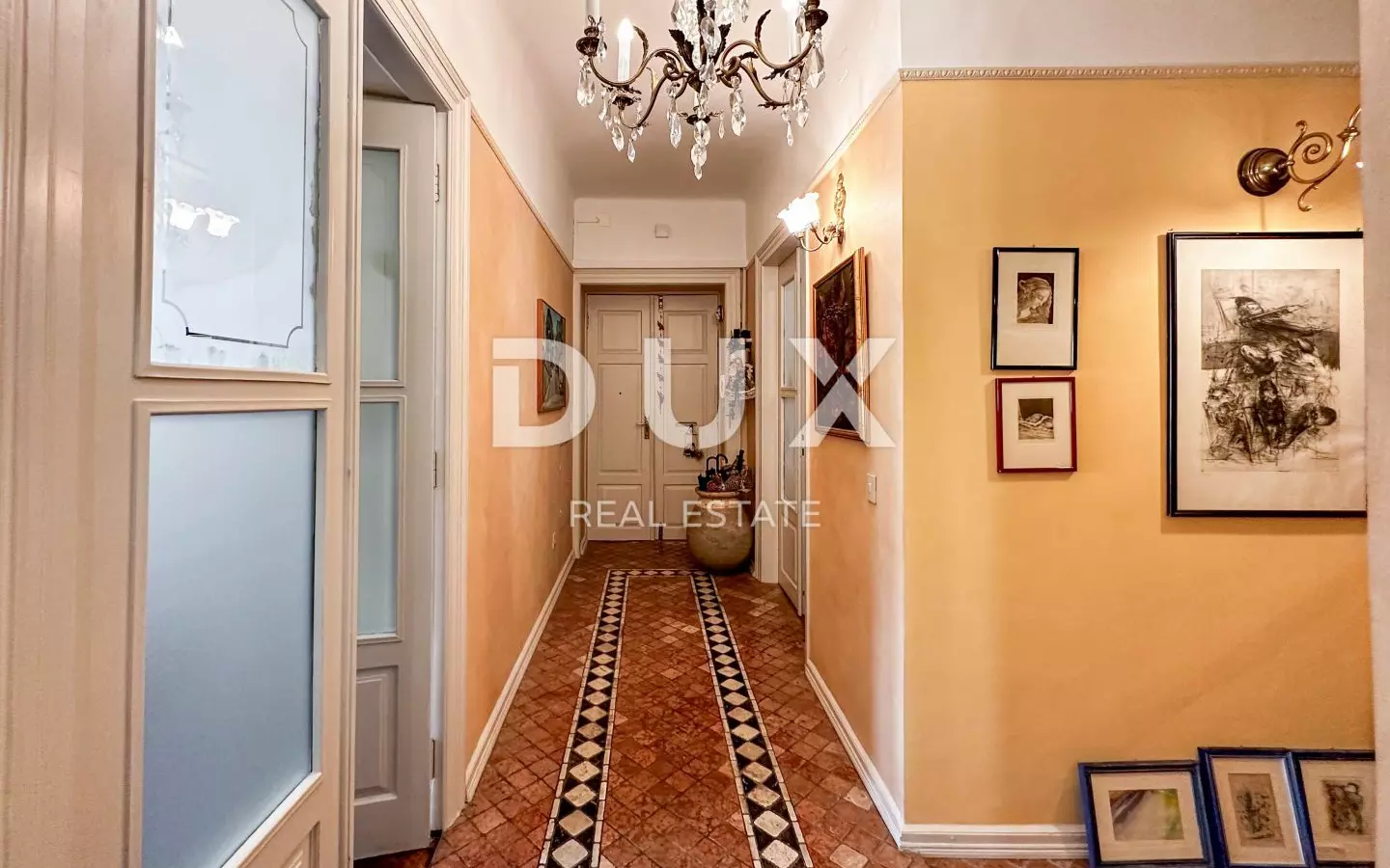 5-bedroom Apartment In Centar, Croatia (144 M²)
