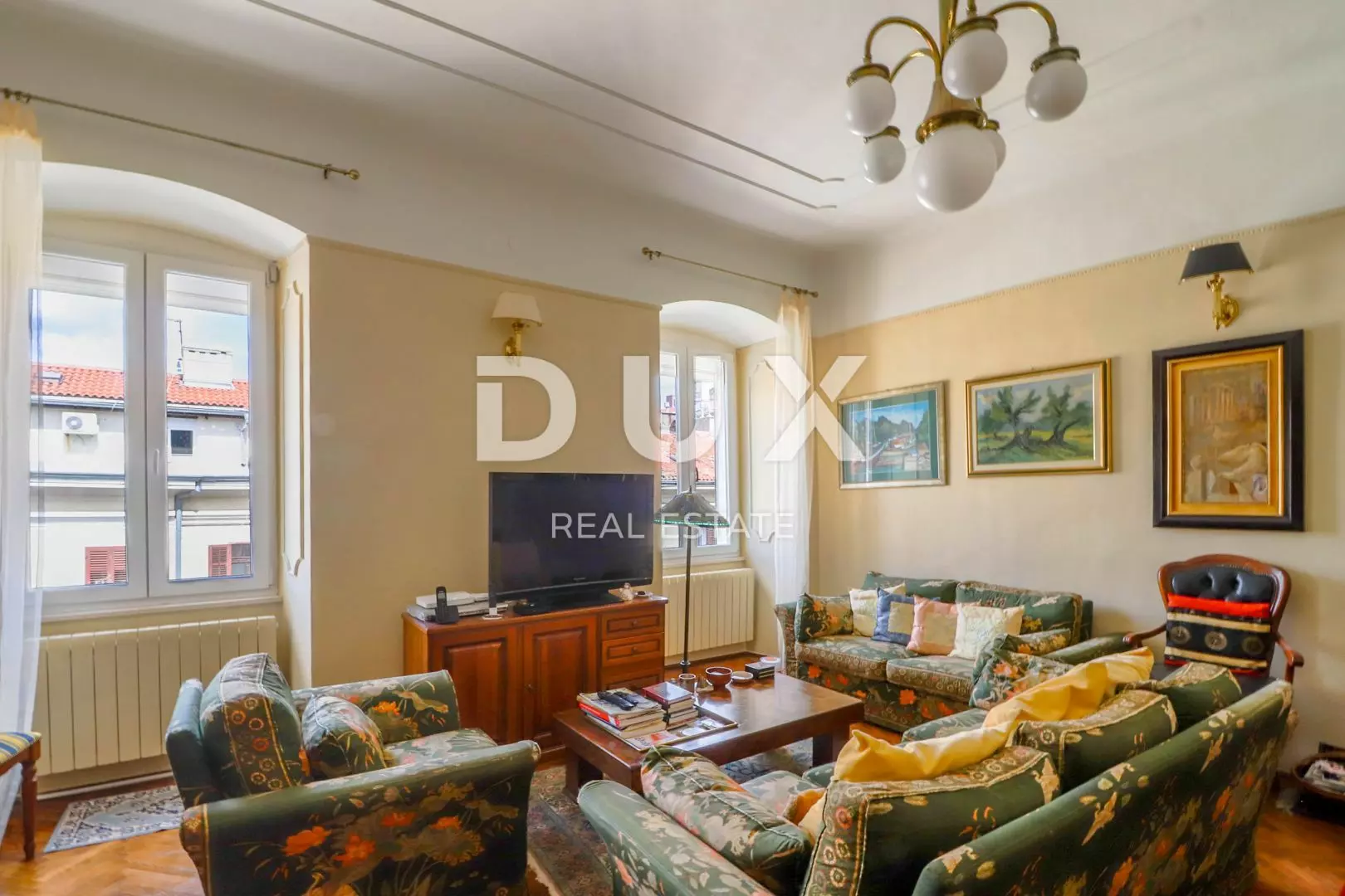 5-bedroom Apartment In Centar, Croatia (144 M²)