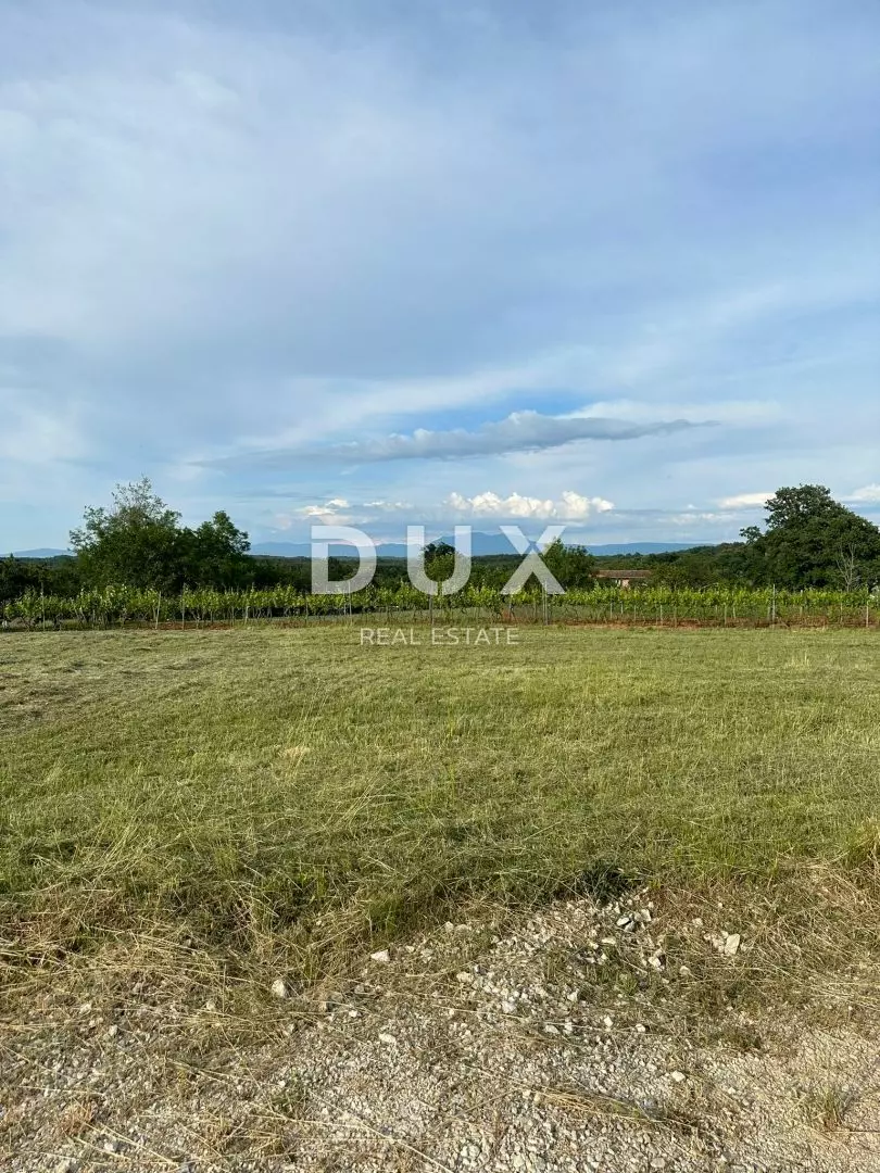 Land In Žminj, Croatia (757 M²)