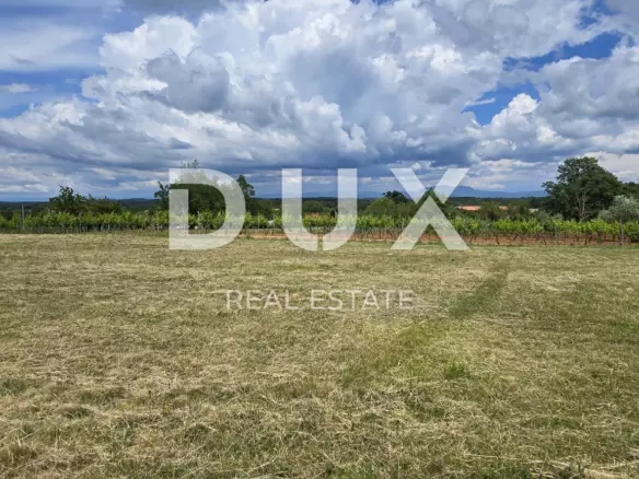 Land In Žminj, Croatia (757 M²)