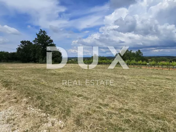 Land In Žminj, Croatia (757 M²)