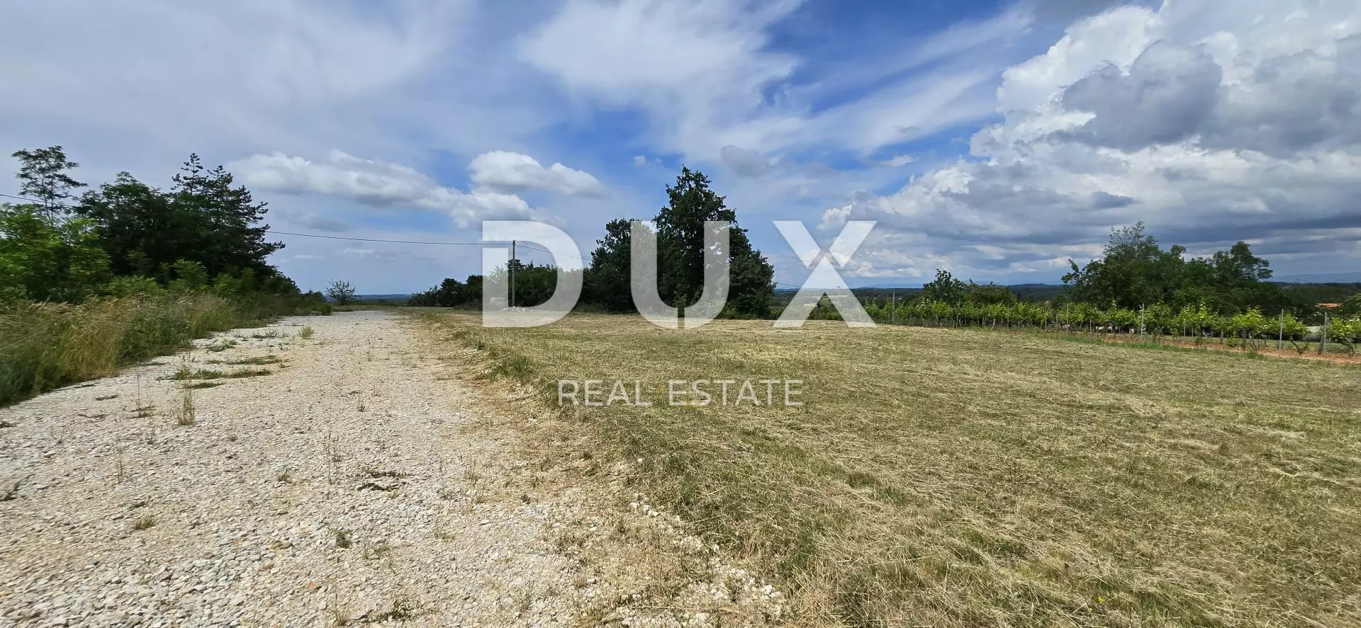 Land In Žminj, Croatia (757 M²)