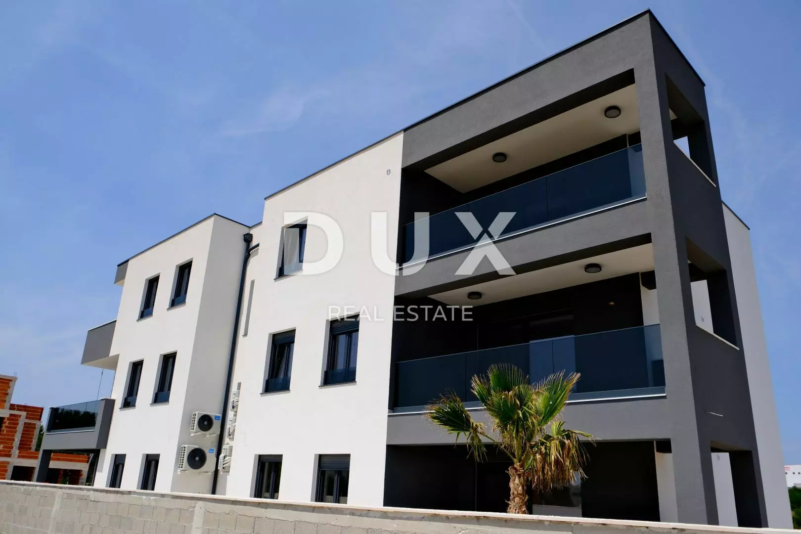 4-bedroom Apartment In Mulo, Croatia (170 M²)