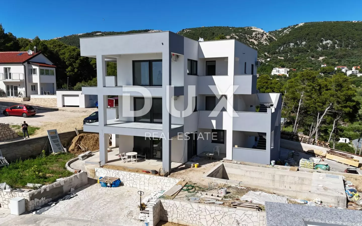 3-bedroom Apartment In Banjol, Croatia (170 M²)