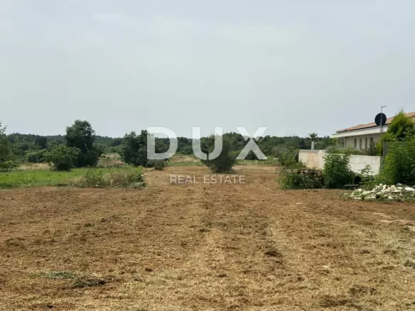 Land In Marčana, Croatia (876 M²)