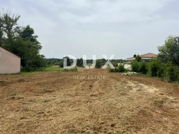 Land In Marčana, Croatia (876 M²)