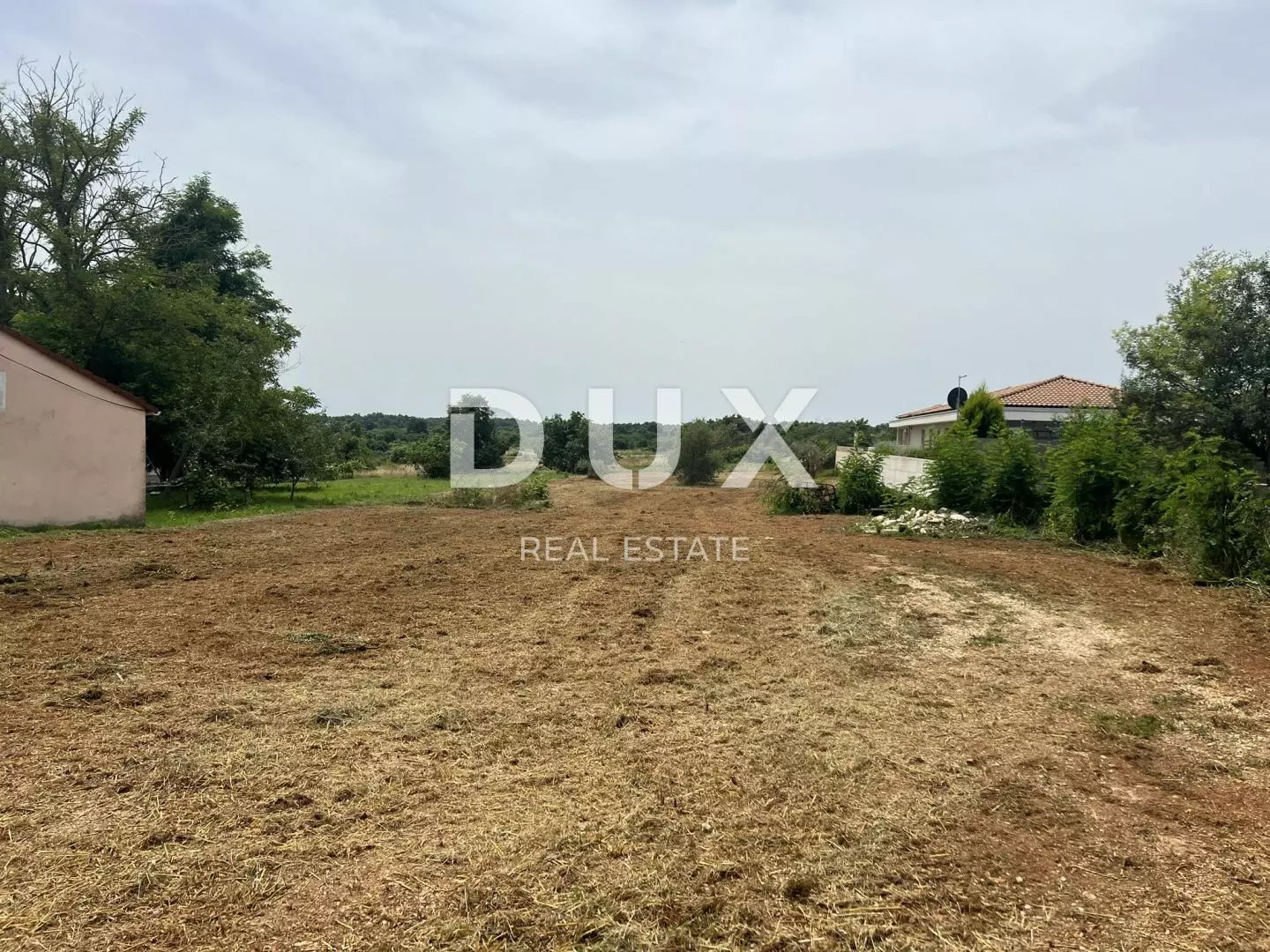 1718963721_448423756_992830489215229_1388664533667613373_n-30eced Land In Marčana, Croatia (876 M²)