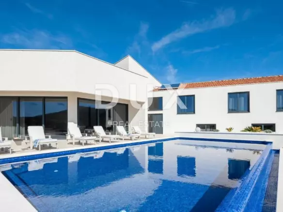 5-bedroom Villa In Bilin Dolac, Croatia (310 M²)
