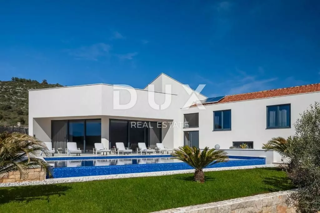 5-bedroom Villa In Bilin Dolac, Croatia (310 M²)