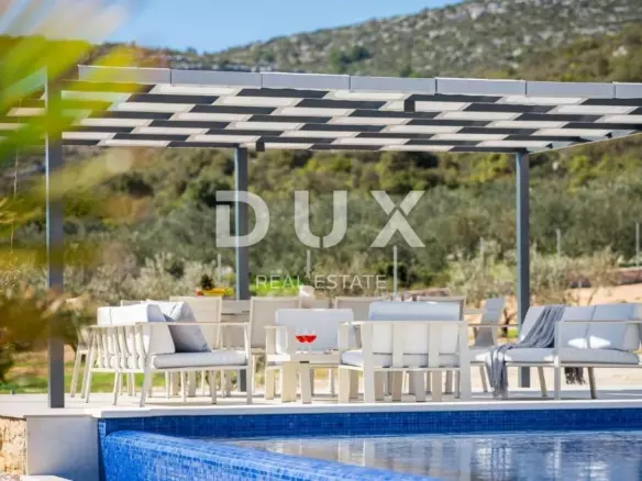 5-bedroom Villa In Bilin Dolac, Croatia (310 M²)