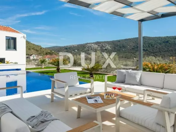 5-bedroom Villa In Bilin Dolac, Croatia (310 M²)