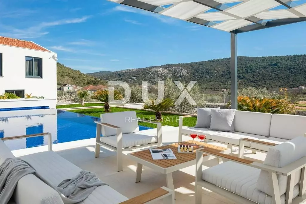 5-bedroom Villa In Bilin Dolac, Croatia (310 M²)