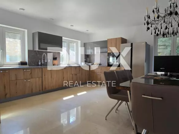 4-bedroom Villa In Rovinj, Croatia (236 M²)