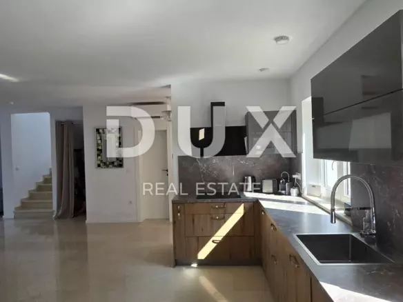 4-bedroom Villa In Rovinj, Croatia (236 M²)