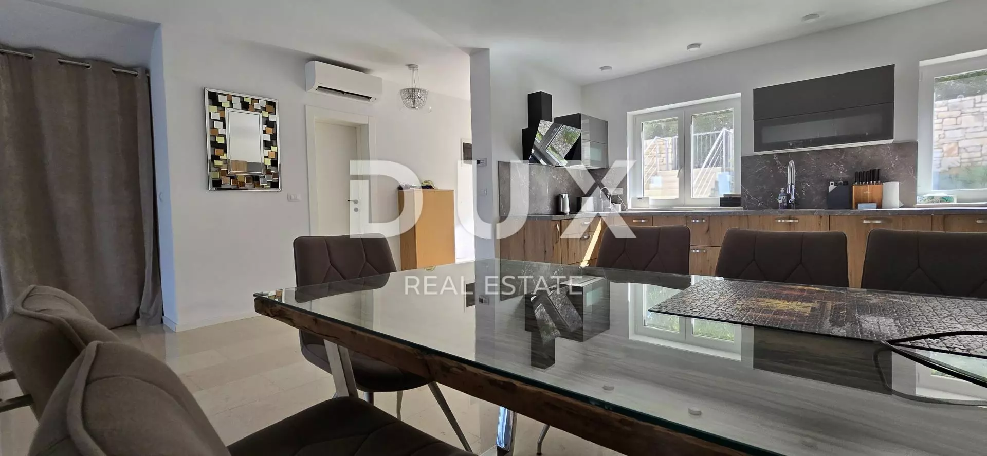 4-bedroom Villa In Rovinj, Croatia (236 M²)