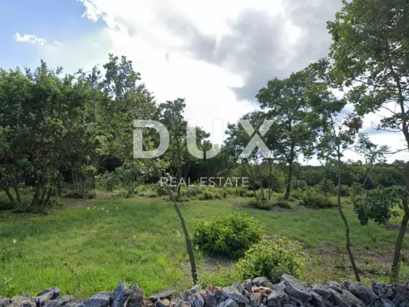 Land In Svetvinčenat, Croatia (1.339 M²)