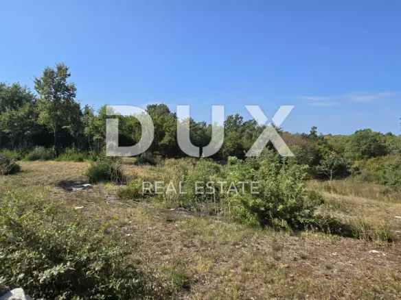 Land In Svetvinčenat, Croatia (1.339 M²)