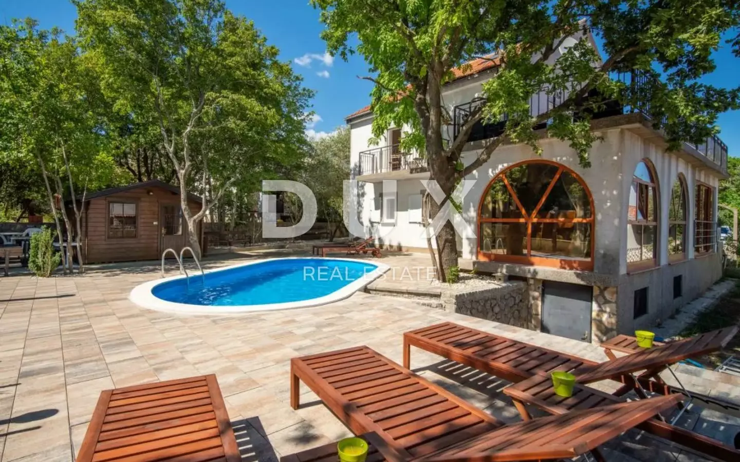 8-bedroom Villa In Kornić, Croatia (250 M²)