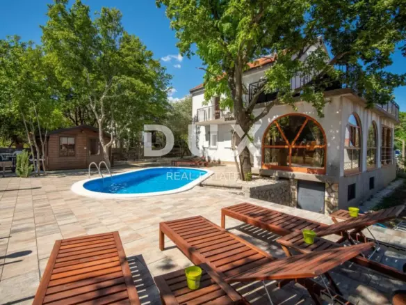 8-bedroom Villa In Kornić, Croatia (250 M²)