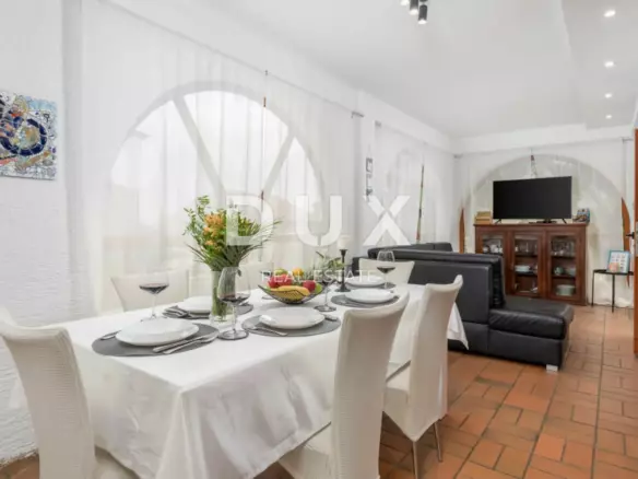 8-bedroom Villa In Kornić, Croatia (250 M²)