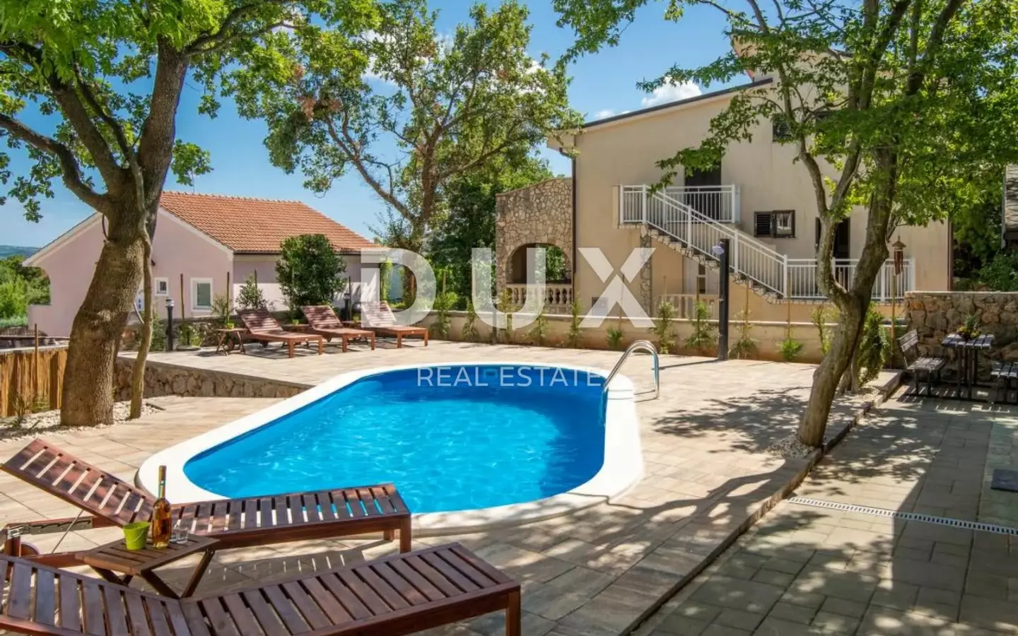 8-bedroom Villa In Kornić, Croatia (250 M²)