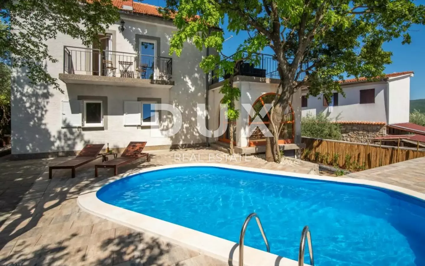 8-bedroom Villa In Kornić, Croatia (250 M²)