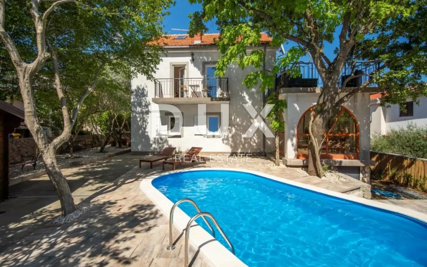 8-bedroom Villa In Kornić, Croatia (250 M²)
