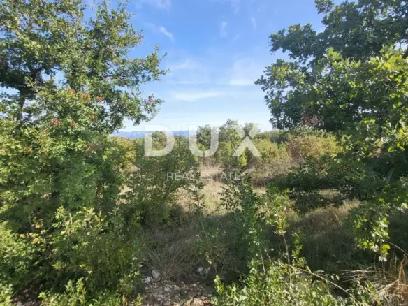 Land In Poličnik, Croatia (798 M²)
