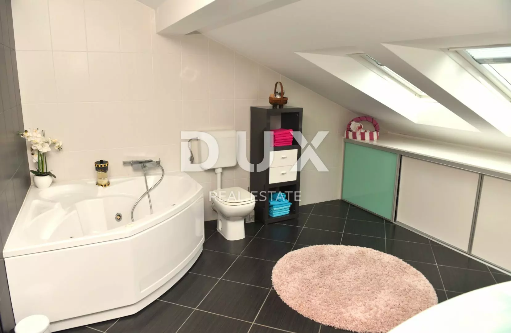 4-bedroom Apartment In Drenova, Croatia (186 M²)