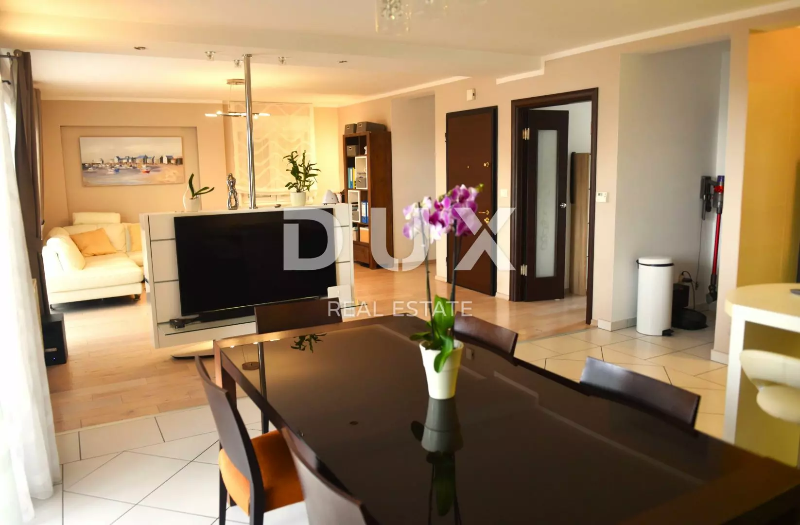 4-bedroom Apartment In Drenova, Croatia (186 M²)