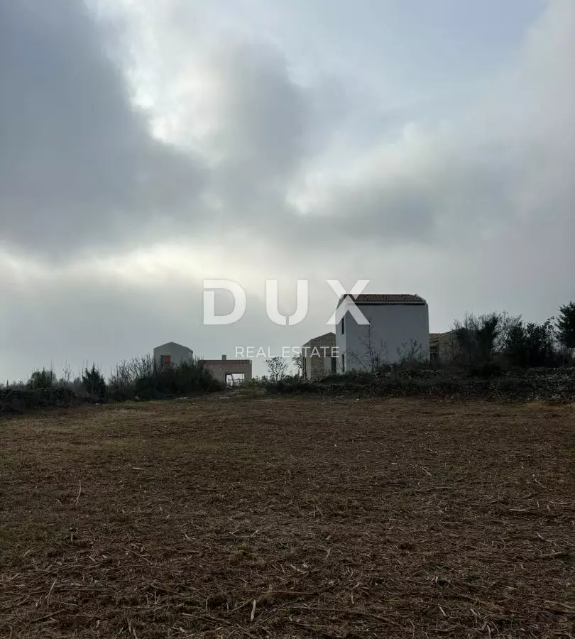 Land In Filipana, Croatia (1.295 M²)