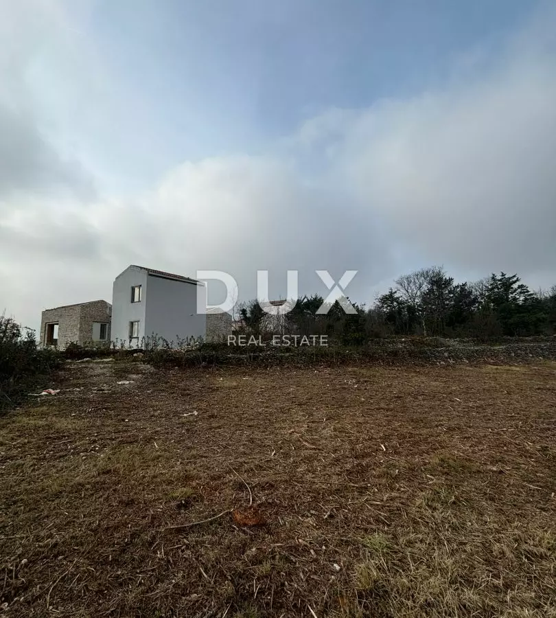 Land In Filipana, Croatia (1.295 M²)