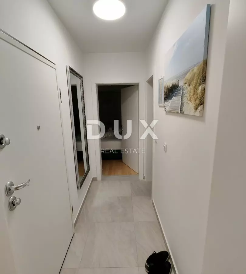 5-bedroom Apartment In Petrčane, Croatia (195,43 M²)