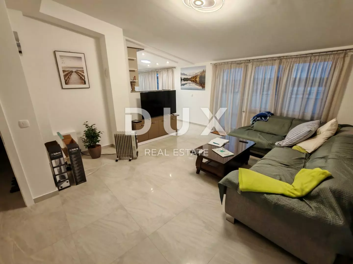 5-bedroom Apartment In Petrčane, Croatia (195,43 M²)