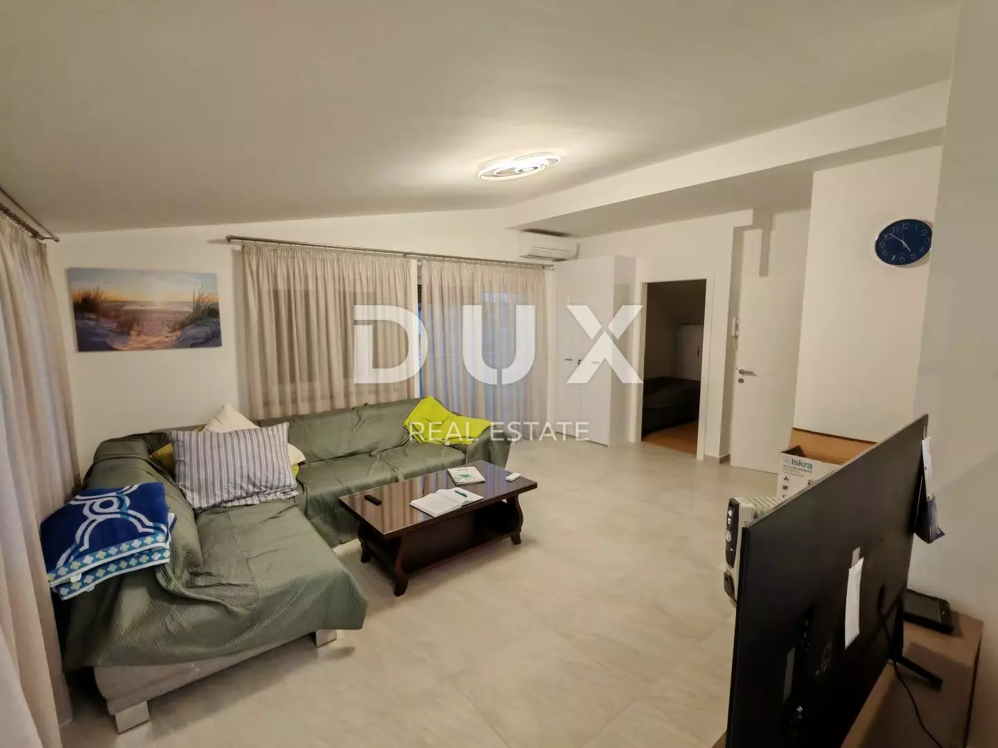5-bedroom Apartment In Petrčane, Croatia (195,43 M²)
