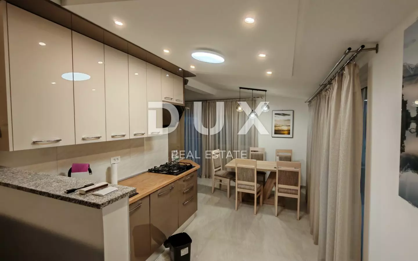 5-bedroom Apartment In Petrčane, Croatia (195,43 M²)
