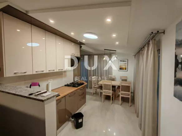 5-bedroom Apartment In Petrčane, Croatia (195,43 M²)