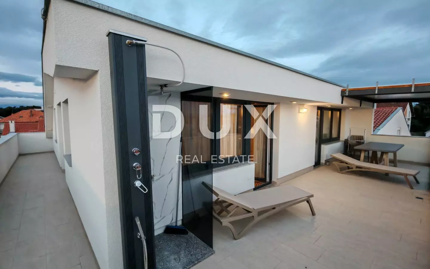 5-bedroom Apartment In Petrčane, Croatia (195,43 M²)