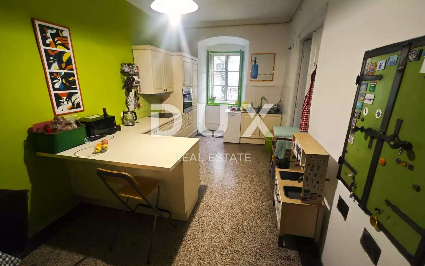 4-bedroom Apartment In Centar, Croatia (140 M²)