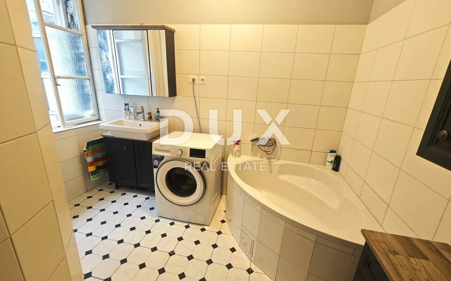 4-bedroom Apartment In Centar, Croatia (140 M²)