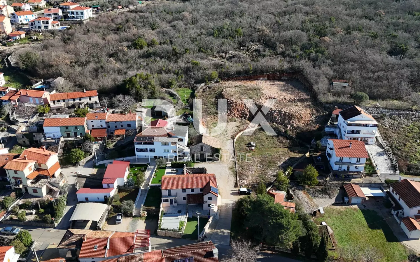 Land In Malinska, Croatia (5.300 M²)