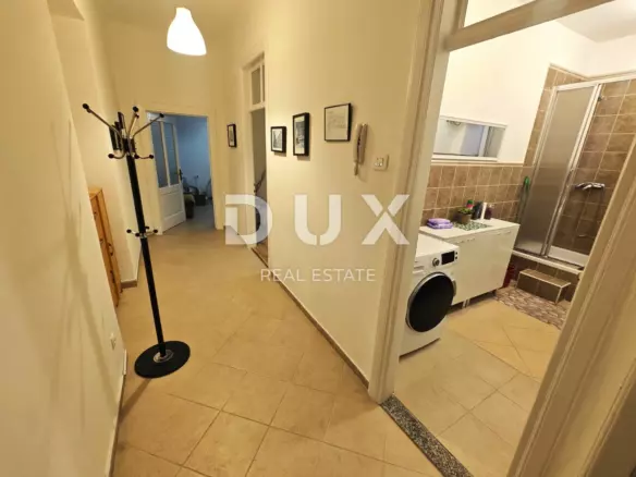 2-bedroom Apartment In Podmurvice, Croatia (64 M²)