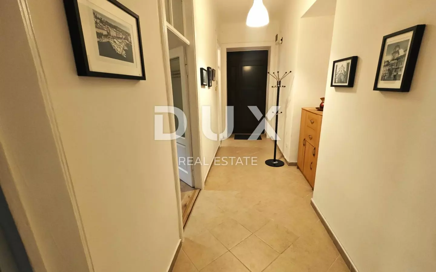2-bedroom Apartment In Podmurvice, Croatia (64 M²)