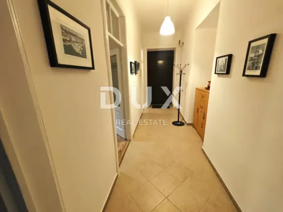 2-bedroom Apartment In Podmurvice, Croatia (64 M²)