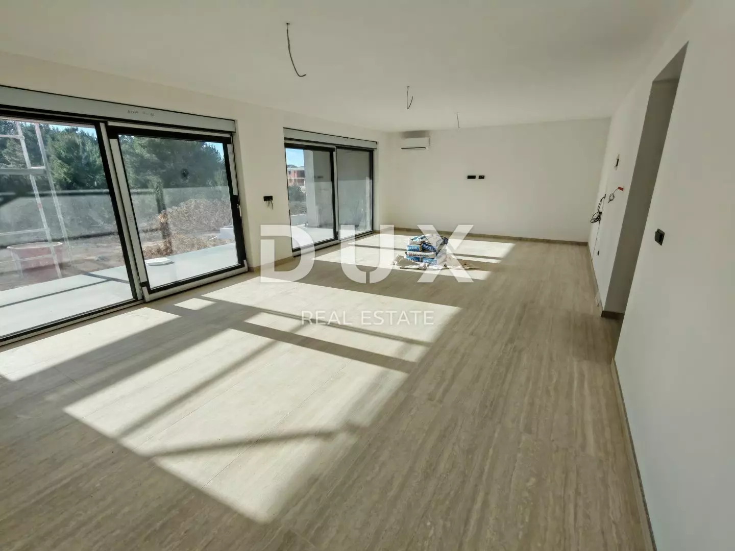 4-bedroom Villa In Mulo, Croatia (279,64 M²)