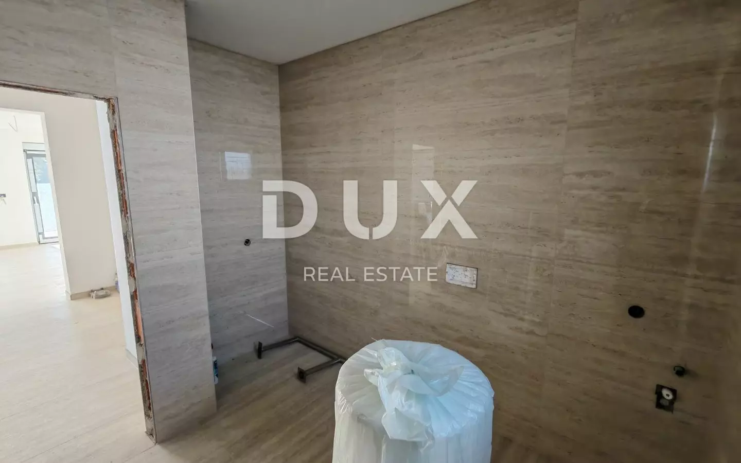 4-bedroom Villa In Mulo, Croatia (279,64 M²)