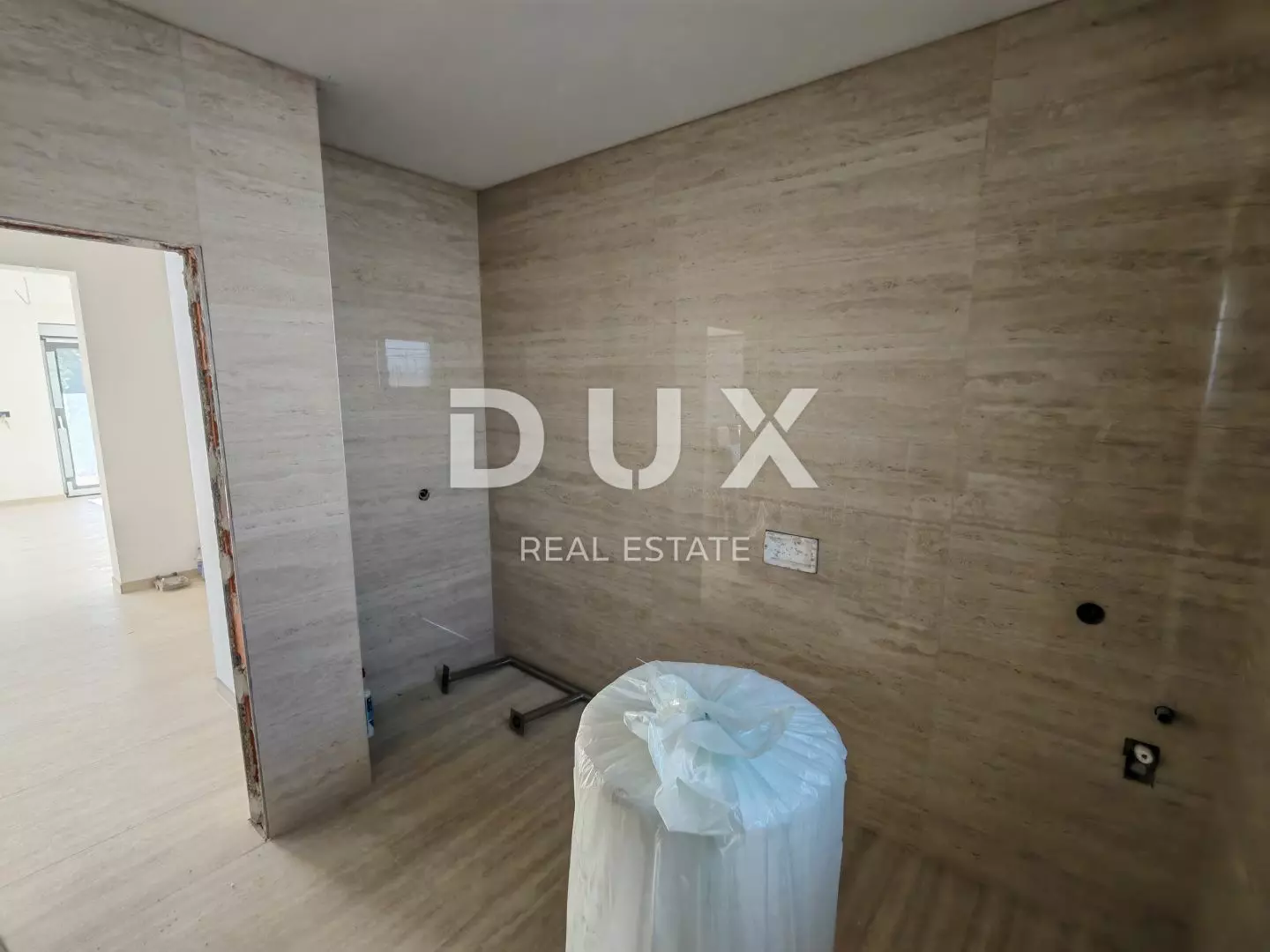 4-bedroom Villa In Mulo, Croatia (279,64 M²)