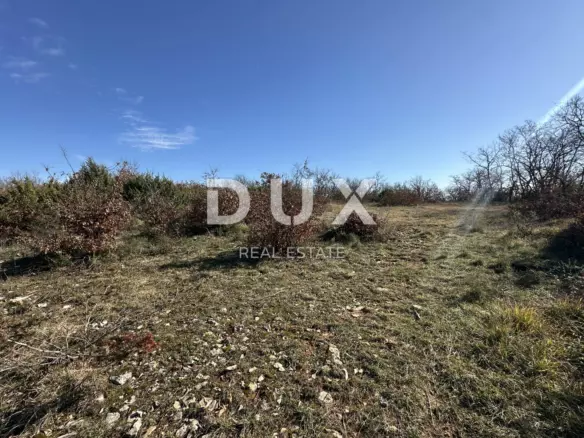 Land In Murvica, Croatia (650 M²)