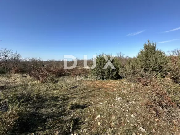 Land In Murvica, Croatia (650 M²)