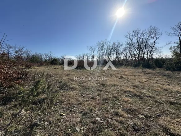 Land In Murvica, Croatia (650 M²)